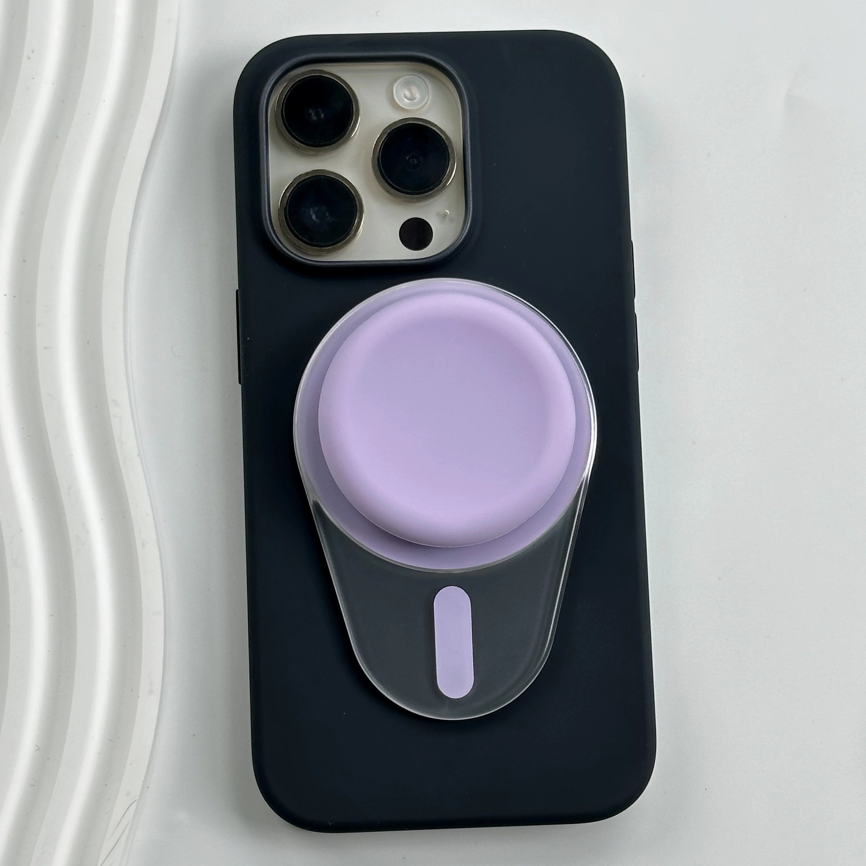 Oval Magnetic Silicone Phone Grip for iPhone